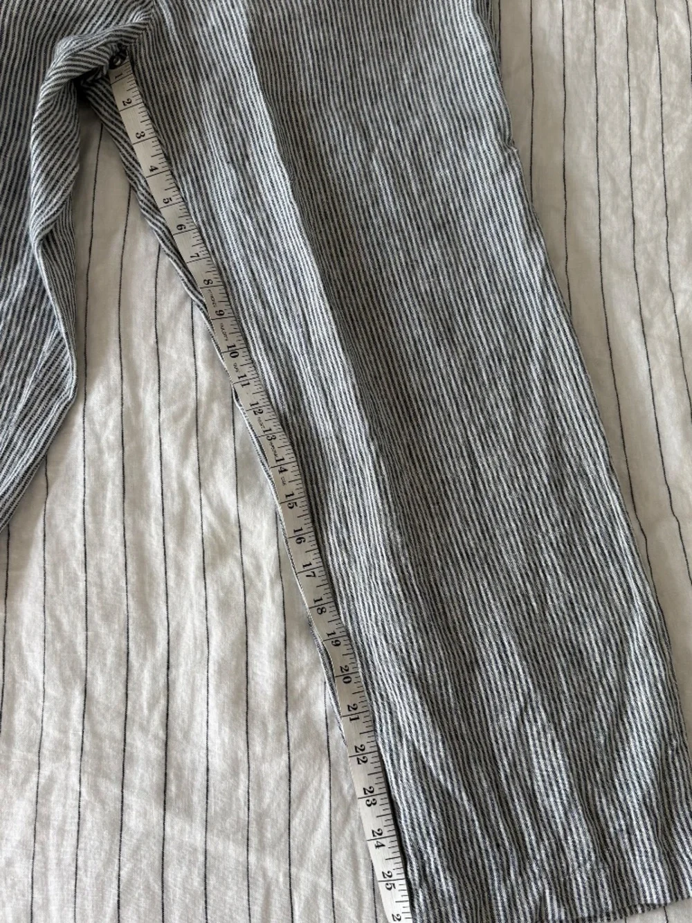 Men’s Blue/White Striped Classic Fit J Crew 100% Linen Pants 33x30